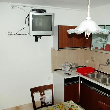Apartment Accommodation Rajna Seline