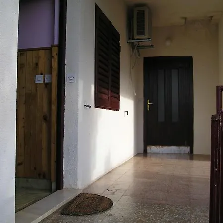 Apartment Accommodation Rajna *