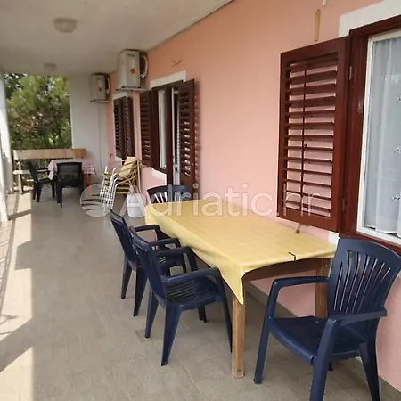 Accommodation Rajna Apartment Seline
