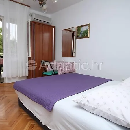 Accommodation Rajna Apartment *